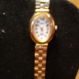 Gold now watch..